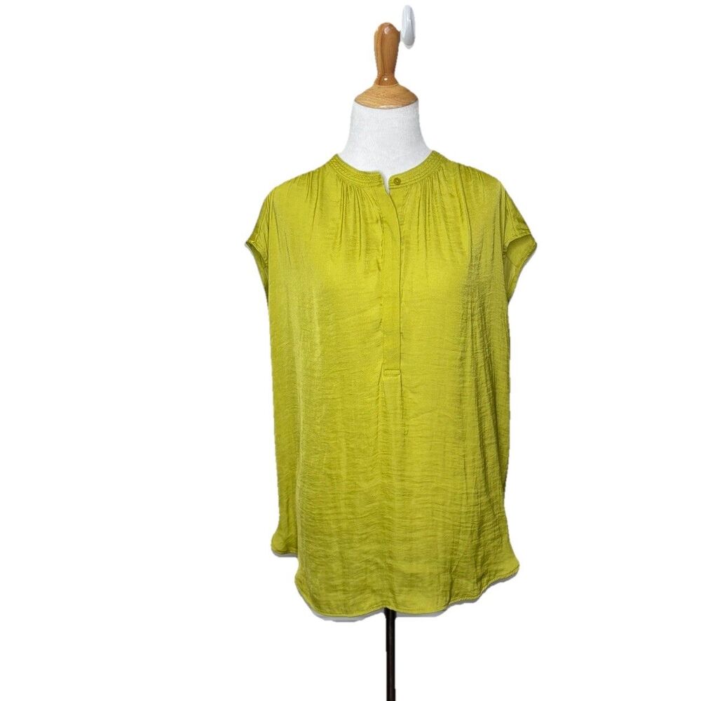 Adrienne Vittadini Lime Green Short Sleeve High Neck Blouse Top Size large Women